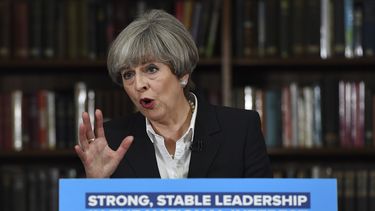La primera ministra británica, Theresa May, pronuncia su discurso sobre seguridad en&nbsp;Londres, Reino Unido, el lunes 5 de junio de 2017. May dijo que el atentado del sábado, en el que murieron siete personas y fueron abatidos tres terroristas, fue un ataque contra&nbsp;Londres&nbsp;y contra el Reino Unido, pero también contra el mundo democrático. &nbsp;