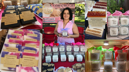 Al centro, Janet, al frente de su pequeño negocio Candles by Janet. Al centro, Janet, al frente de su pequeño negocio Candles by Janet.