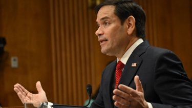 Marco Rubio habla ante el Senado.