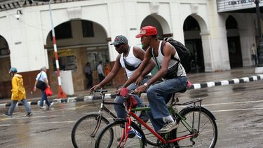 La Habana inauguró hoy su sistema público de renta de bicicletas HaBici.