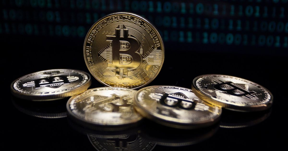 Multa de casi 6 millones de dólares a X en España por publicidad fraudulenta de criptomonedas