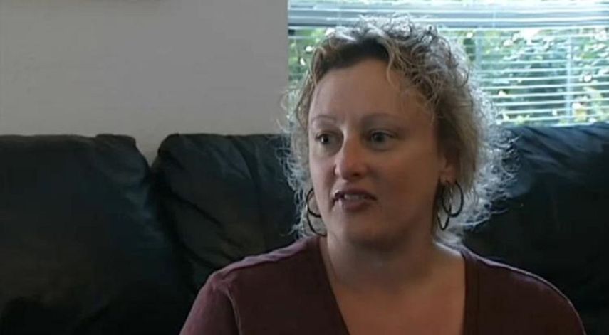 Kitcher se mostró molesta porque, según ella, no había marcas indicando la dirección adecuada.&nbsp;