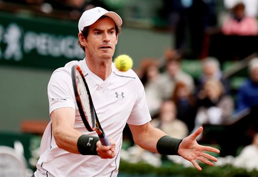 Murray perdió los dos primeros sets ante el checo Radek Stepanek. (EFE)