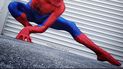 En esta fotografía sin fecha, proporcionada por Tyler Scott Hoover, un hombre se disfraza profesionalmente de Spider-Man.
