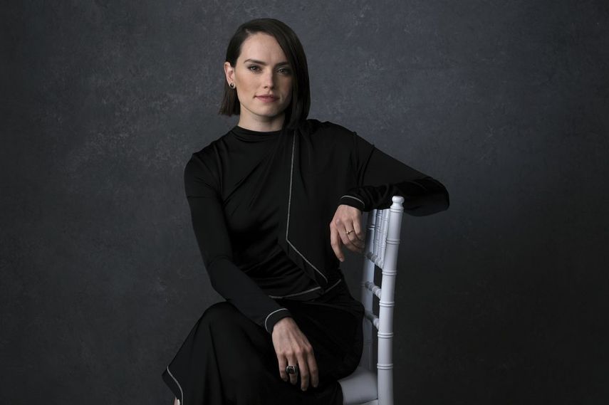 Daisy Ridley posa para una foto durante la promoci&oacute;n de Star Wars: The Rise of Skywalker el martes 3 de diciembre del 2019 en Pasadena, California. La pel&iacute;cula, que se estrena el 20 de diciembre, pone fin a una serie de nueve pel&iacute;culas que comenz&oacute; hace 42 a&ntilde;os.&nbsp;