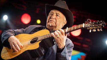 Elíades Ochoa, cantante cubano y miembro del grupo Buena Vista Social Club, exponente del son cubano.&nbsp;