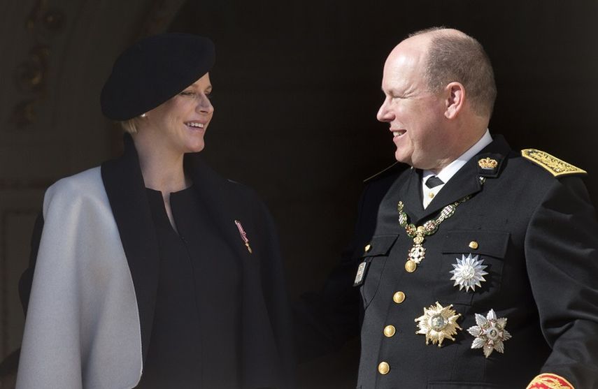 La princesa&nbsp;Charl&egrave;ne de M&oacute;naco junto al pr&iacute;ncipe Alberto II.&nbsp;