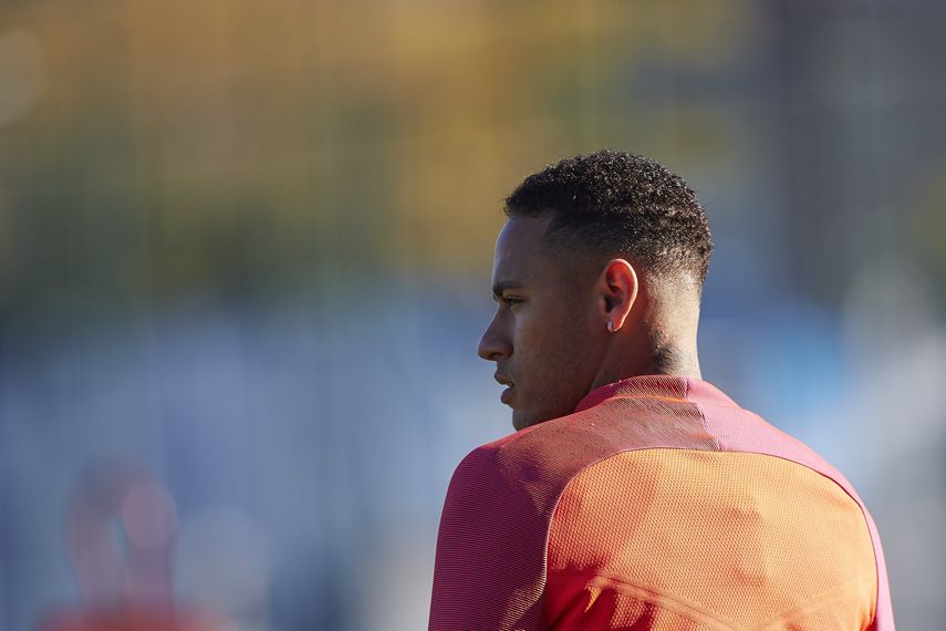Neymar hará trabajo diferenciado durante esta semana, según informó el club.