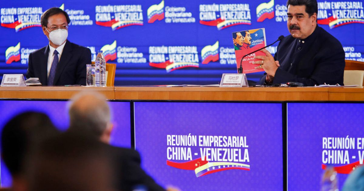 Comercio de petróleo entre China y Venezuela en pausa, de cara a medida de aranceles
