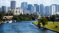 Vista parcial del centro de Miami y el río de la ciudad. Vista parcial del centro de Miami y el río de la ciudad.