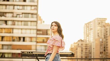 La cantante y compositora chilena Jo Dimata, durante la grabación del videoclip del tema Buscándote.