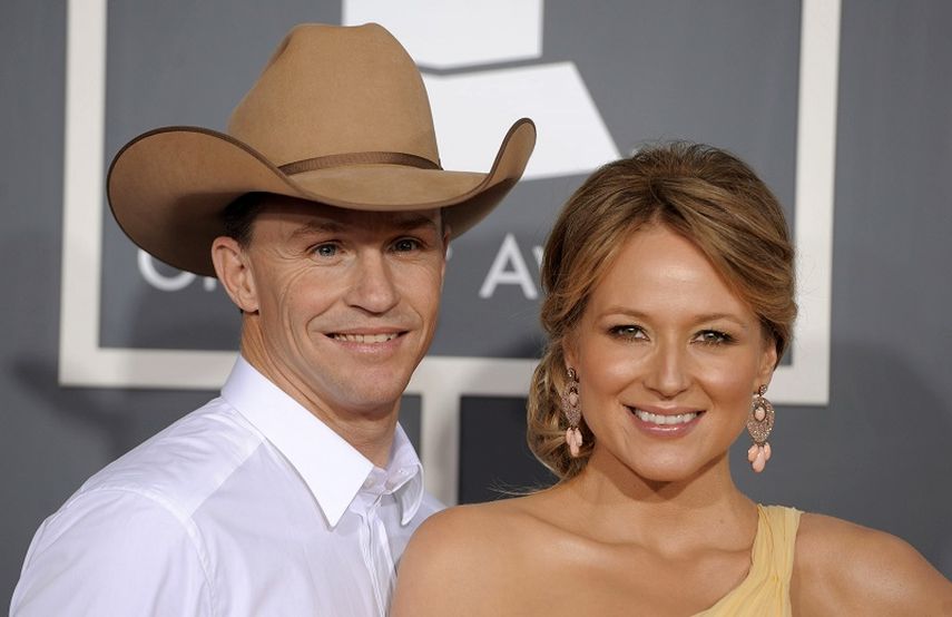 Jewel y Ty Murray. (AP)