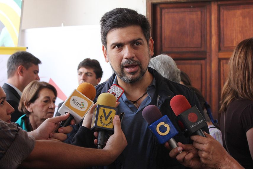 El alcalde opositor, Carlos Ocariz, manifestó que acepta tratar de llegar a un acuerdo con el gobierno venezolano porque cree en las intenciones del Vaticano