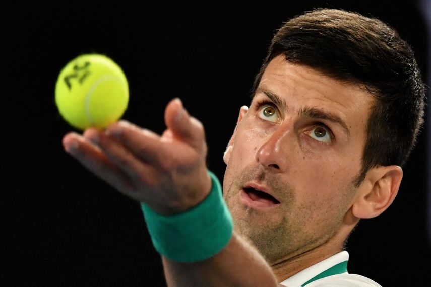 El serbio Novak Djokovic fue retenido en el aeropuerto por problemas en el visado para ingresar a Australia