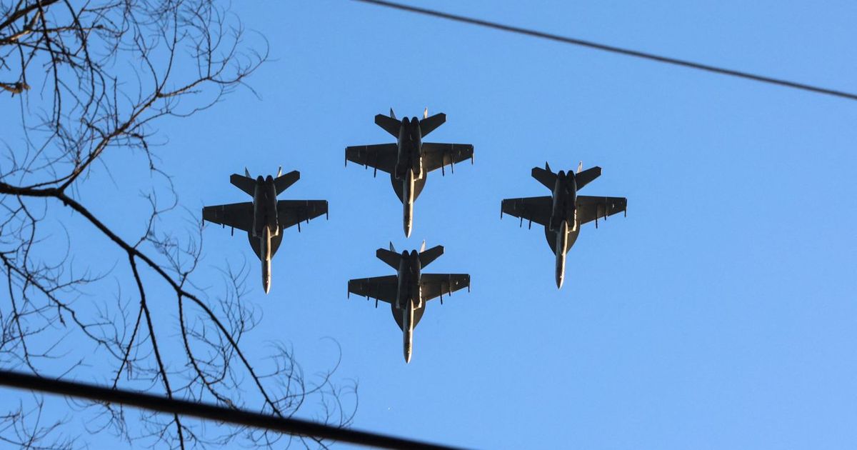 La OTAN aprueba fuerte aumento del gasto militar, Trump reivindica “victoria monumental”