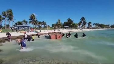 Las publicaciones no dan detalles de la procedencia de los cubanos ni de cómo fue el viaje por el Estrecho de Florida.