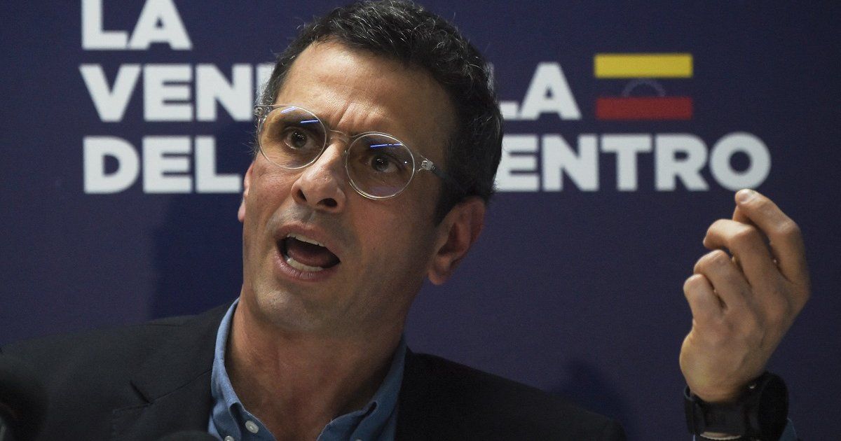 Exdiputado ecuatoriano afirma: “Henrique Capriles es más despreciable que Maduro”
