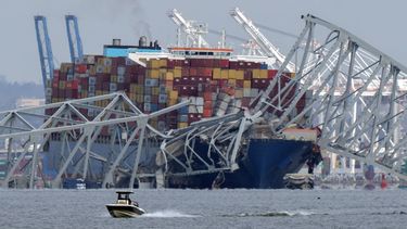 Derrumbe de un puente provocado por el choque de un barco en Baltimore, Estados Unidos.