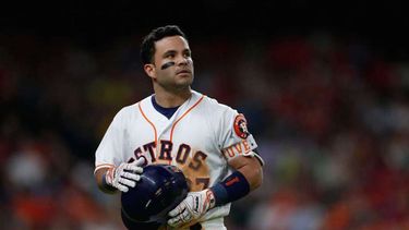 El 2018, sin duda, no fue el mejor año para el venezolano. Estuvo en la lista de lesionados por un buen tiempo, vio romper su seguidilla de cuatro temporadas con al menos 200 hits y terminó en el quirófano un día después de quedar eliminado.