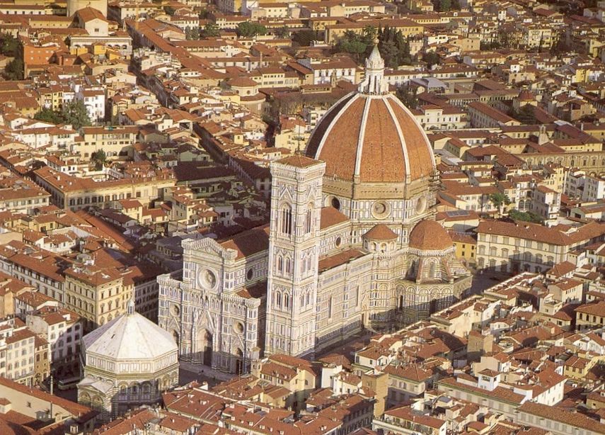 Vista aérea de la Catedral de Florencia, donde&nbsp;McDonalds pretendía abrir un local