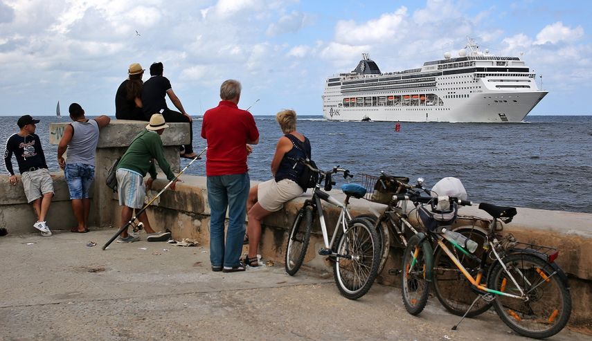 La llegada del turismo de cruceros a Cuba, visto con cierta distancia por los nacionales de la isla, ha incrementado el número de visitantes extranjeros en los últimos meses.