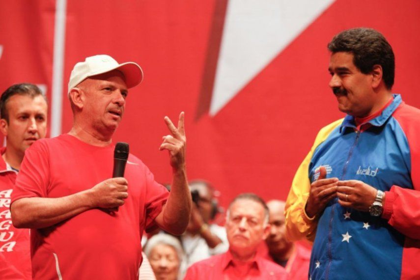 El exjefe de inteligencia Hugo Pollo Carvajal y el dictador Nicolás Maduro.&nbsp;