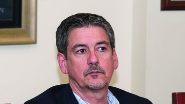 Sebastián Arcos, director del Instituto de Investigaciones Cubanas (CRI) de FIU.