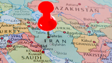 Fuerte explosión cerca de central nuclear en Irán