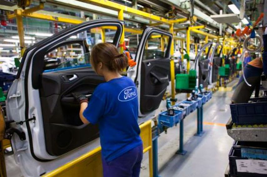 La decisión de Ford se produce luego de que Trump amenazara &nbsp;a GM con un gran impuesto.