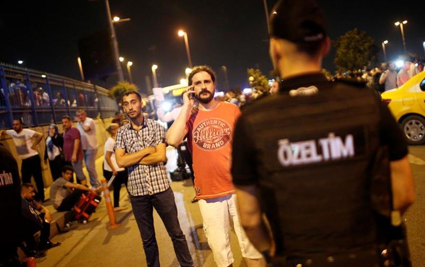 El mandatario negó además que hubiera fallos de seguridad y recordó que el ataque ha sido más grave porque los asaltantes llevaban armas automáticas (EFE)