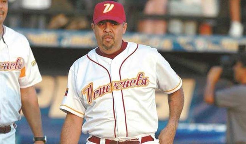 Luis Sojo dirige al conjunto venezolano en su primera participación del torneo Premier 20. (ARCHIVO)
