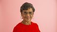 En esta foto del 23 de octubre del 2019, la actriz Sonia Manzano posa en Nueva York durante una entrevista sobre su papel en la nueva serie animada de Nickelodeon, The Casagrandes.&nbsp;