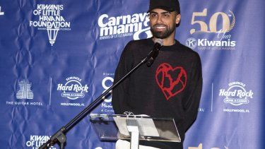 El cantautor boricua Jay Wheeler es nombrado Rey del Carnaval de Miami 2025.