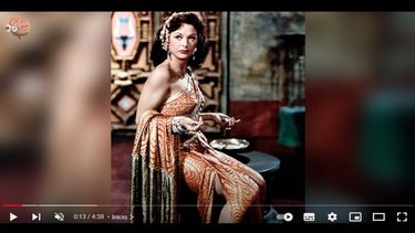 La actriz e inventora austríaca Hedy Lamarr.