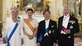 El rey Carlos III, la reina Camilla, el emperador Naruhito de Japón y la emperatriz Masako, posan para una fotografía formal antes de un banquete estatal en el Palacio de Buckingham en Londres el 25 de junio de 2024.&nbsp;