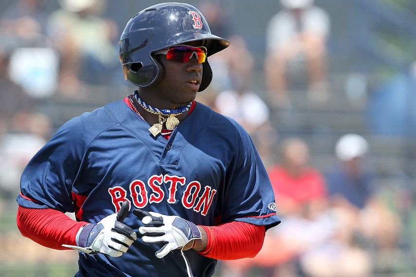 Castillo intentará mejorar con el bate para volver al equipo en las próximas semanas. (CORTESÍA)