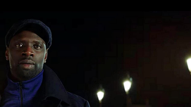 El actor francés Omar Sy en la serie Lupin.&nbsp;