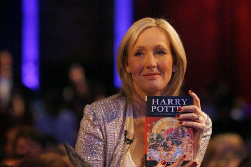 Autora De Harry Potter Gana Importante Premio De Literatura