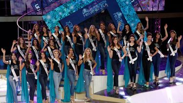 Las beldades, cuyos padres o madres son naturales de otros territorios, poseen la gracia típica de las misses venezolanas, un atributo que les permitió el triunfo en sus segundas patrias.