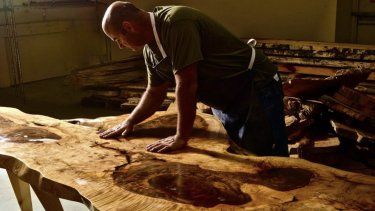 El maestro artesano Peter Erdei.&nbsp;