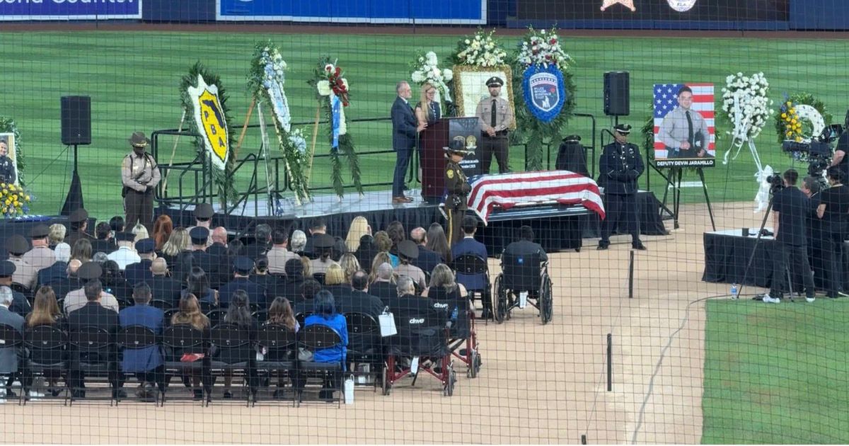 Miami honra al oficial Devin Jaramillo con un adiós que quedará grabado en la memoria