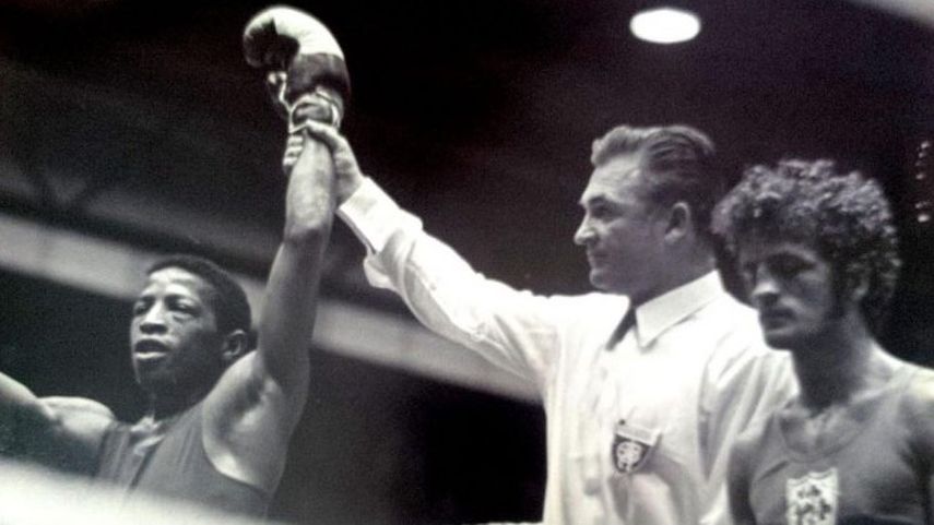 El boxeador cubano Orlando Martínez al momento de conquistar la pelea en Múnich 1972