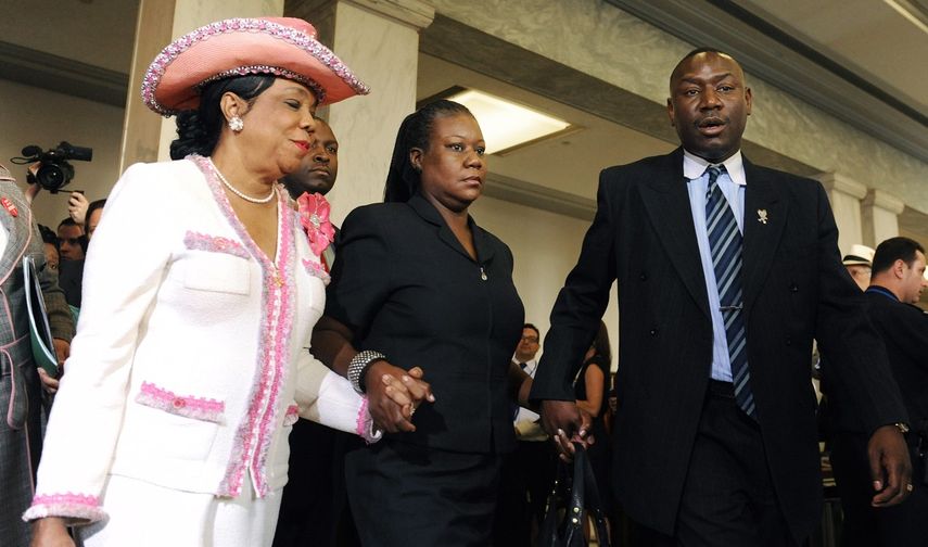 La congresista demócrata Frederica Wilson&nbsp;(i), en una imagen de archivo.