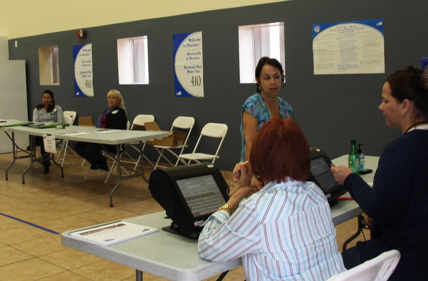 Vista parcial de uno de los centros de votación en Swetwater.