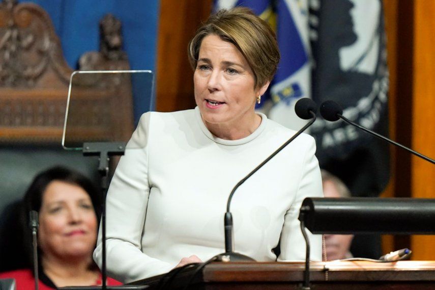 La gobernadora de Massachusetts, Maura Healey, pronuncia su discurso inaugural en la Cámara de Representantes, el 5 de enero de 2023, en Boston.&nbsp;