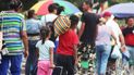 Migrantes venezolanos llegan a Colombia.