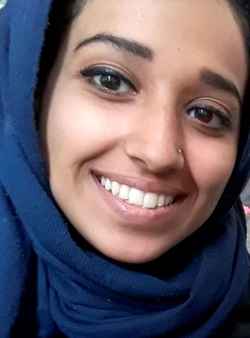 A Hoda Muthana miembro del Estado Islámico le fue retirada la ciudadanía estadounidense, aunque nació en EEUU su padre era un diplomático de Yemen en la ONU. Los hijos de diplomáticos no tienen derecho a ciudadanía por nacimiento.&nbsp;