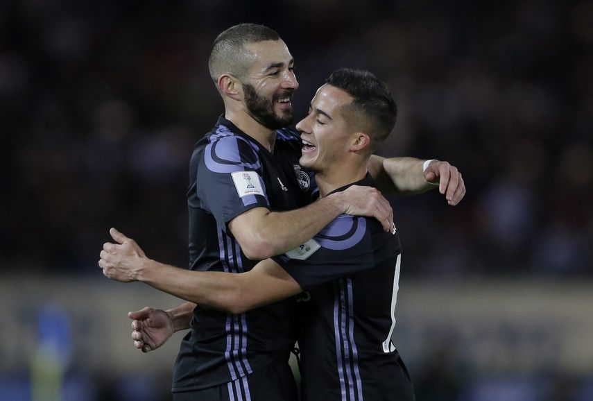 Benzemá anotó el primer tanto del partido sobre el final del primer tiempo