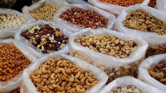 Los científicos comprobaron que algunos frutos secos (almendras, anacardos, cacahuetes, pacanas, pistachos y nueces) estimulan algunas frecuencias cerebrales más que otros.