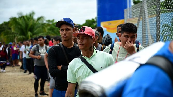 Los refugiados venezolanos regresarán al pais si mejora la situación socioeconómica. (AFP)